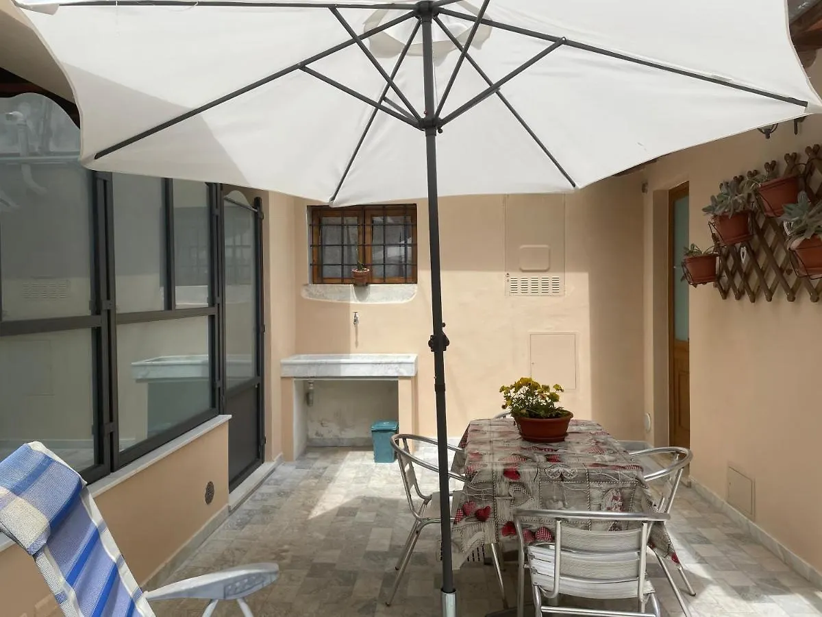 Apartment Corte Navari - Guesthouse Fred Pietrasanta Italy